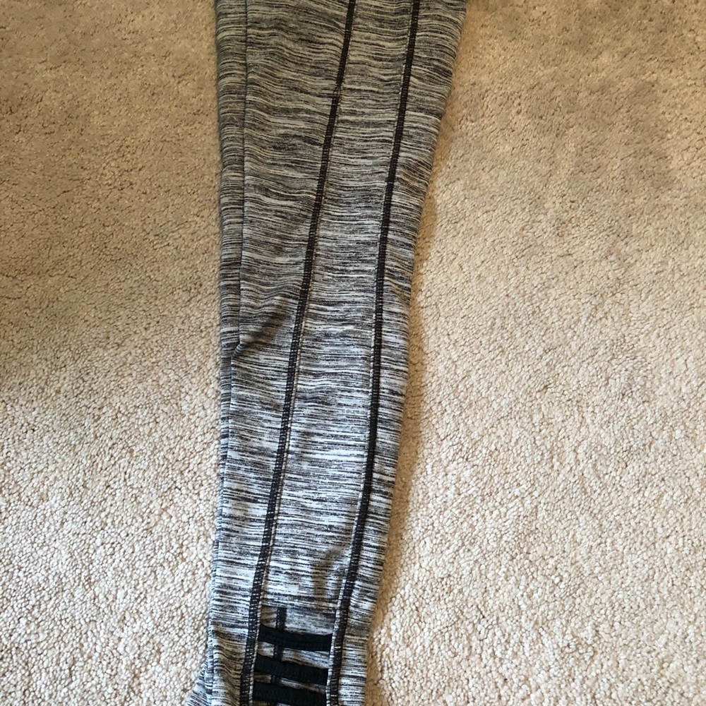 Super cute leggings with laces at the bottom